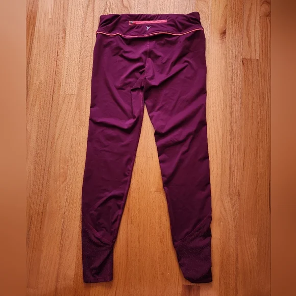 Old Navy active pants - Picture 2 of 10